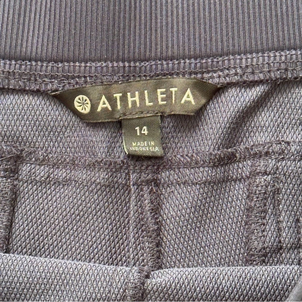 Athleta Women's Midtown Shorts Size 14 Navy Blue Drawstring Athleisure - Picture 7 of 11